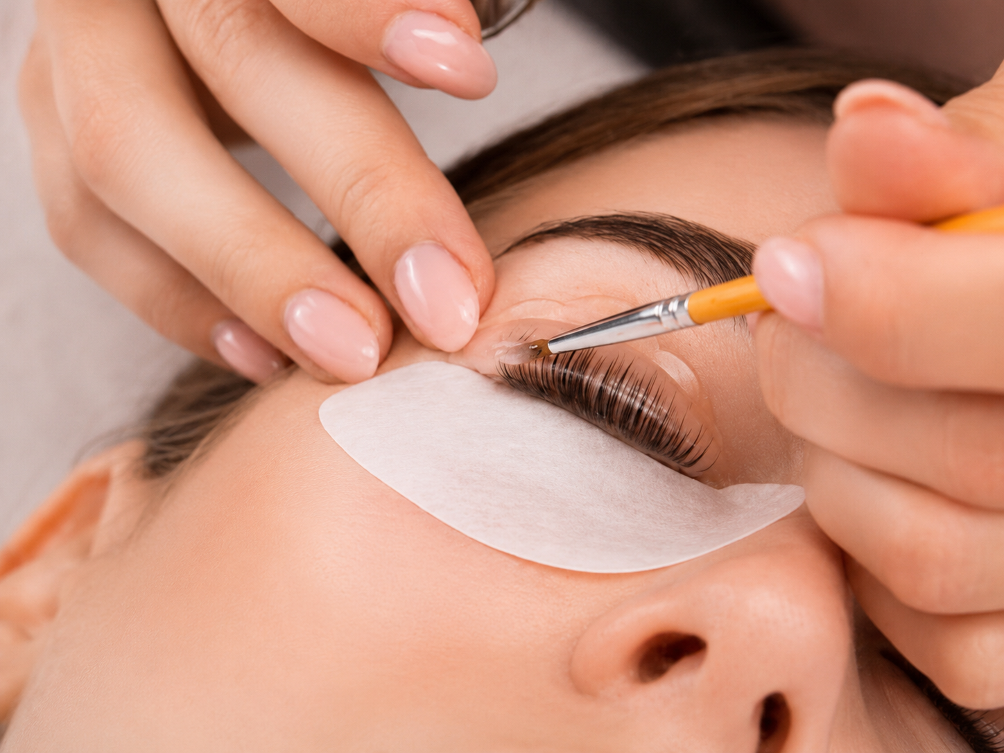 Lash lift treatment training at Nove Academy